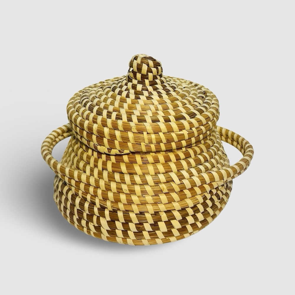 Vintage Charleston Gullah Sweetgrass Lidded Basket Handles Attached Lid 6.5x9in‎